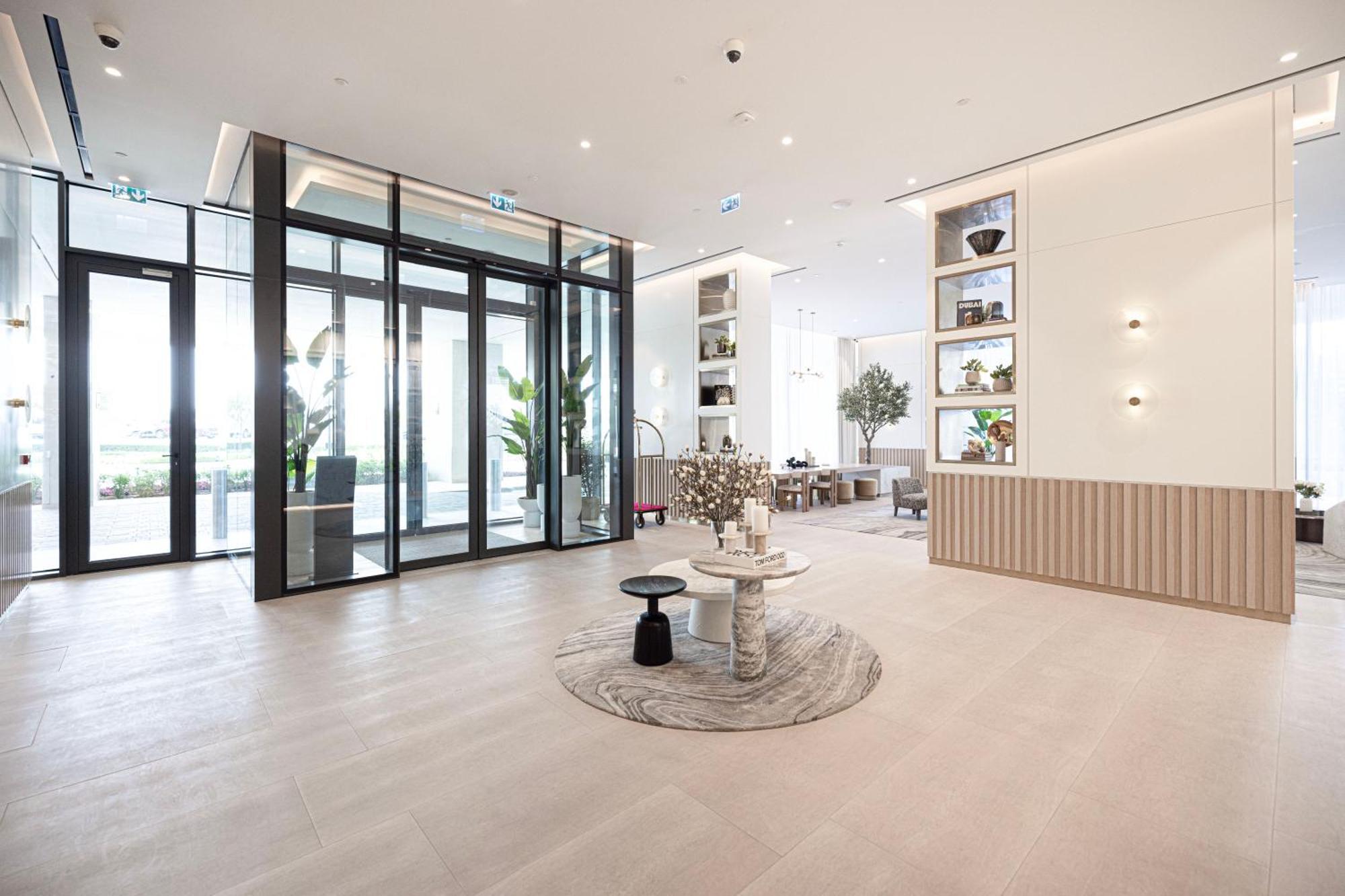 Apartment High-end 1br-panoramic Views, Pool With Burj Khalifa View, Padel & Rooftop Bbq Experience By Aya Boutique Dubai