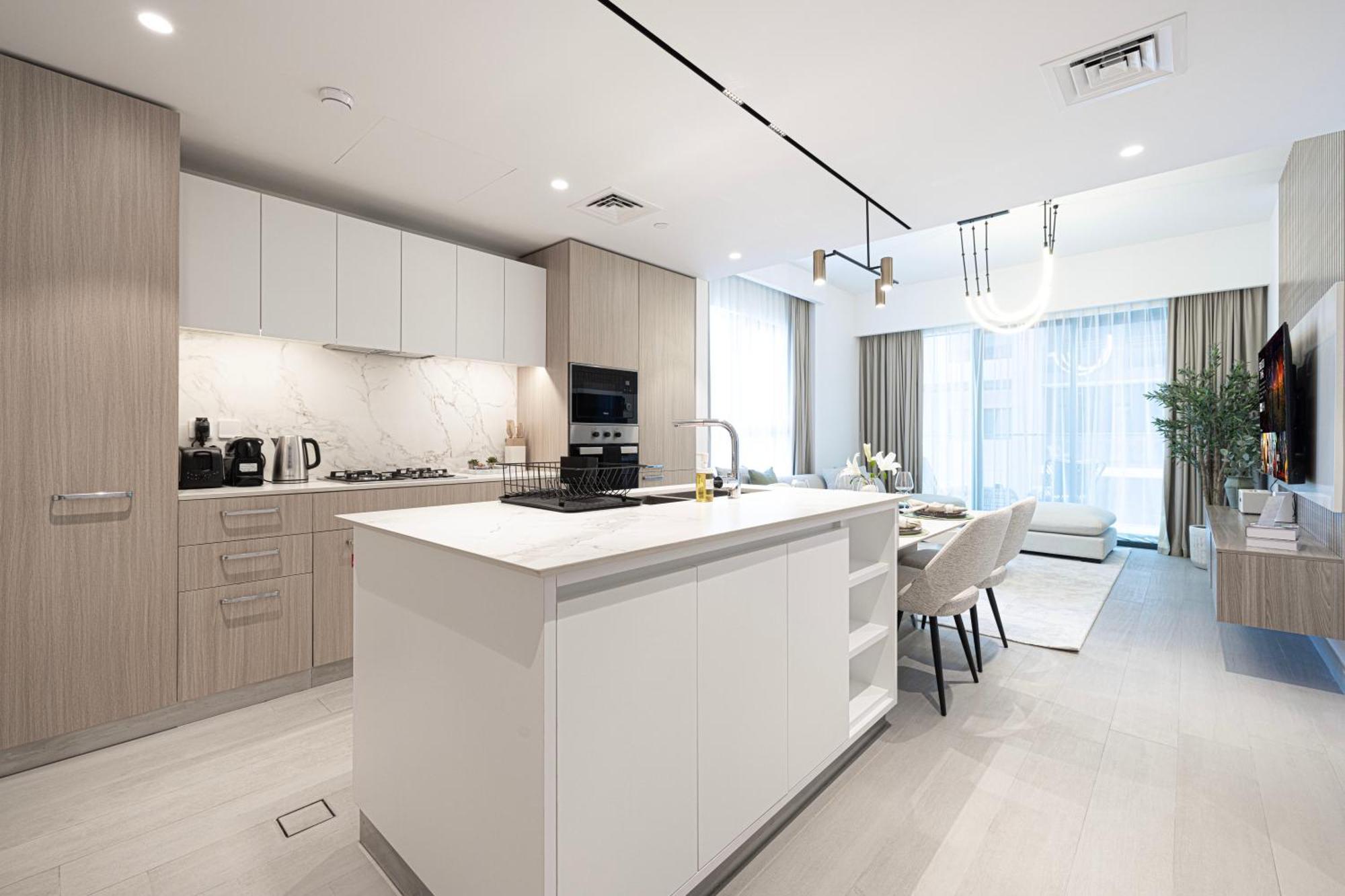 High-end 1br-panoramic Views, Pool With Burj Khalifa View, Padel & Rooftop Bbq Experience By Aya Boutique Apartment