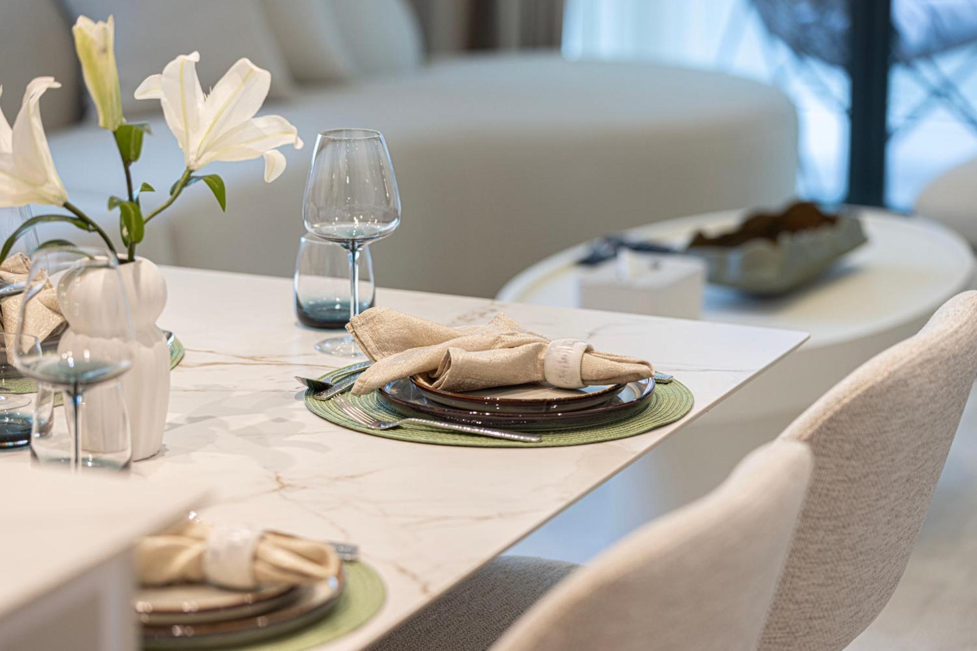 Apartment High-end 1br-panoramic Views, Pool With Burj Khalifa View, Padel & Rooftop Bbq Experience By Aya Boutique *